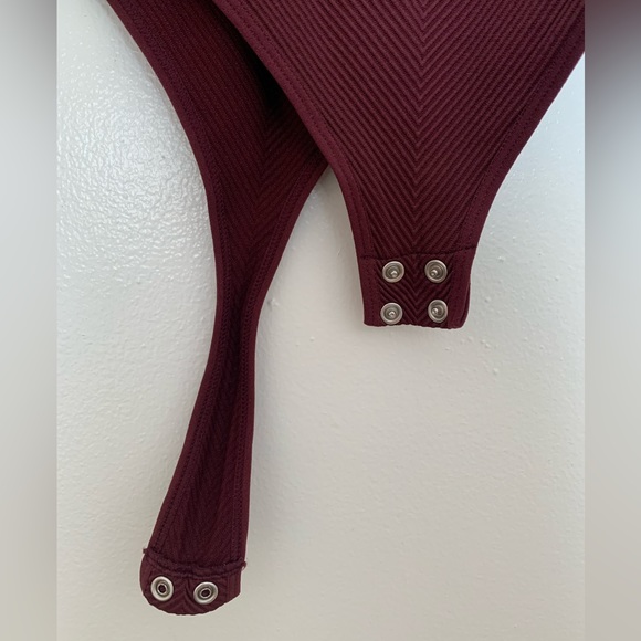 Dynamite Bodysuit size medium - Picture 4 of 4